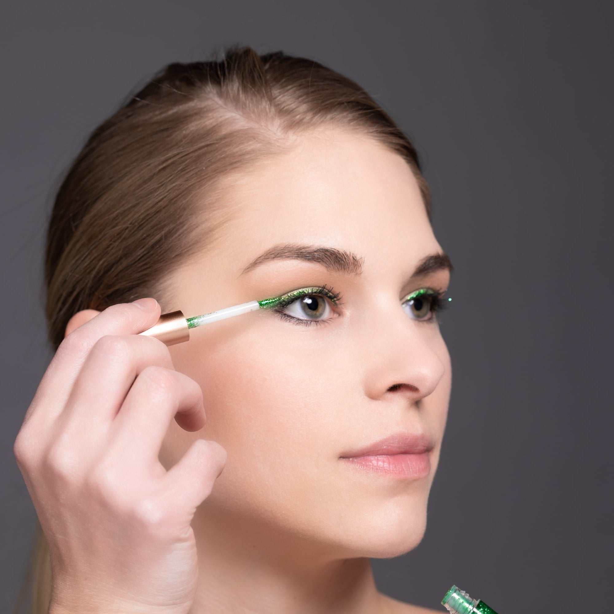 Gluten-Free Glitter Eyeliner – Nut-Free, Vegan & Long-Wearing Shimmer