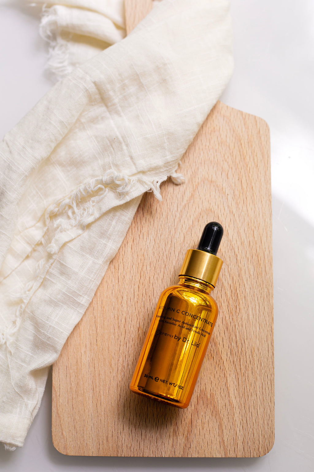 Gluten-Free Vitamin C Serum for Sensitive & Dry Skin – Nut-Free, Vegan & Brightening