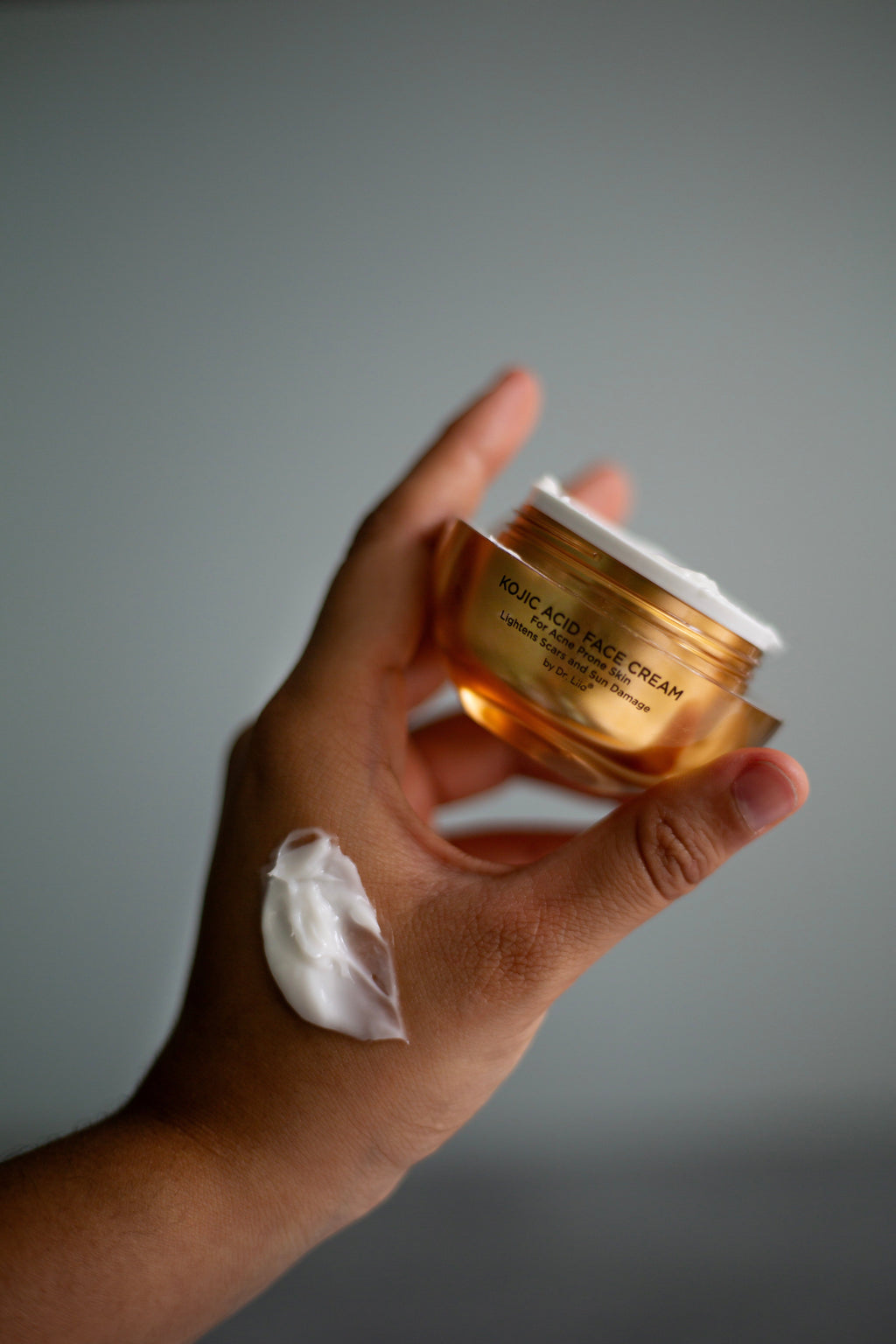 Gluten-Free Kojic Acid Face Cream – Nut-Free, Vegan Brightening for Acne-Prone Skin